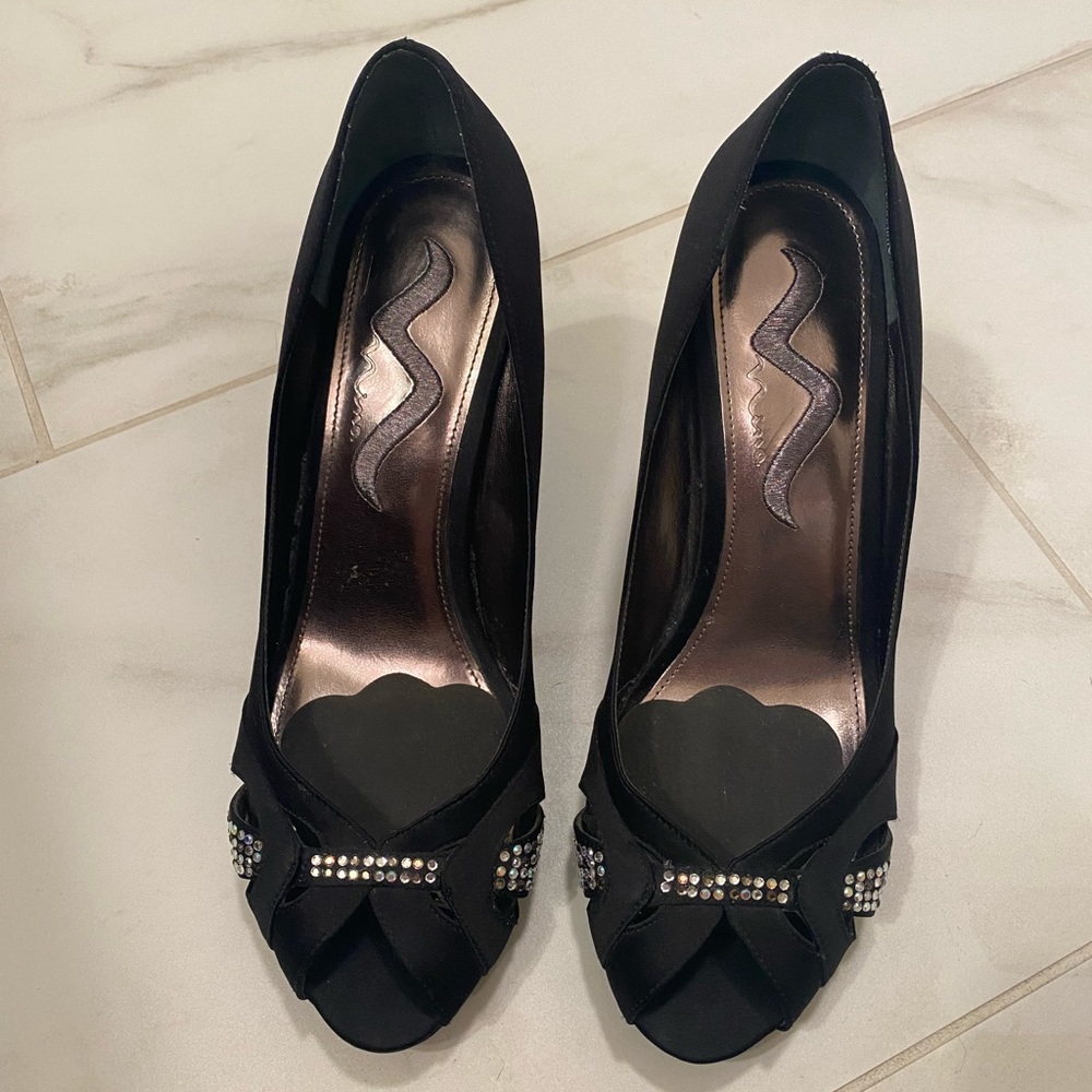 Black Dressy Nina 4 inch high heels